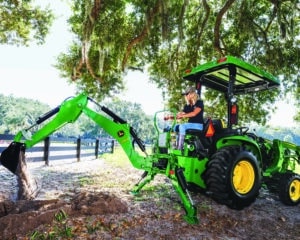 John Deere 3025E
